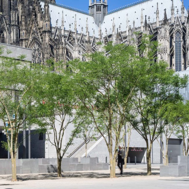 Kurt-Hackenberg-Platz Köln, Architekturfotografie ©Martin Gaissert